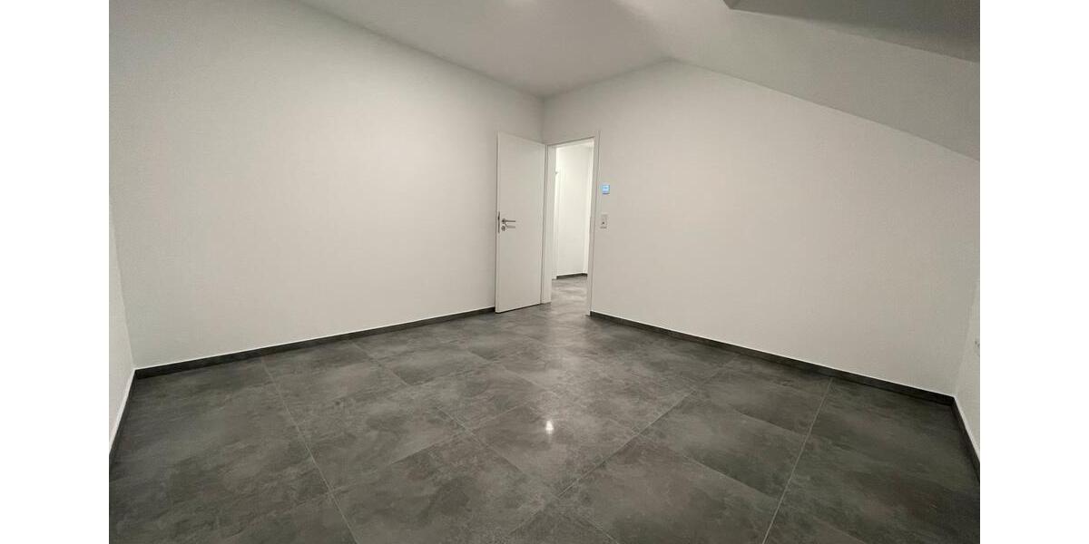 Etagenwohnung Bielefeld Sennestadt - 4 Zimmer, 95 m&sup2;, 1.000&euro; | Angebot:26393551