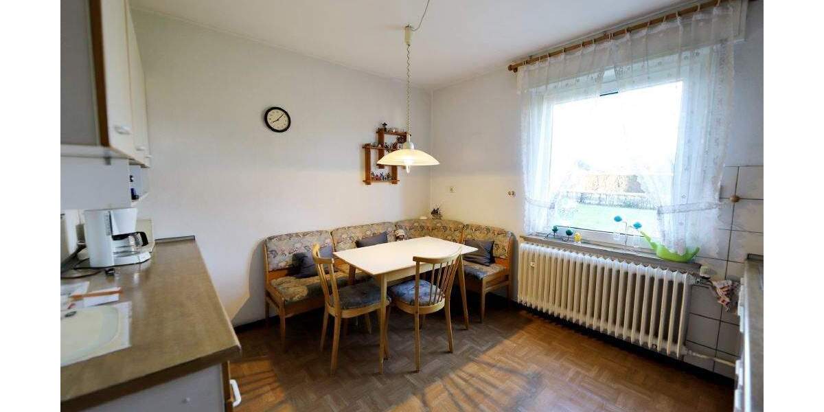 Einfamilienhaus Lage Kachtenhausen - 5 Zimmer, 99 m&sup2;, 180.000&euro; | Angebot:25776536