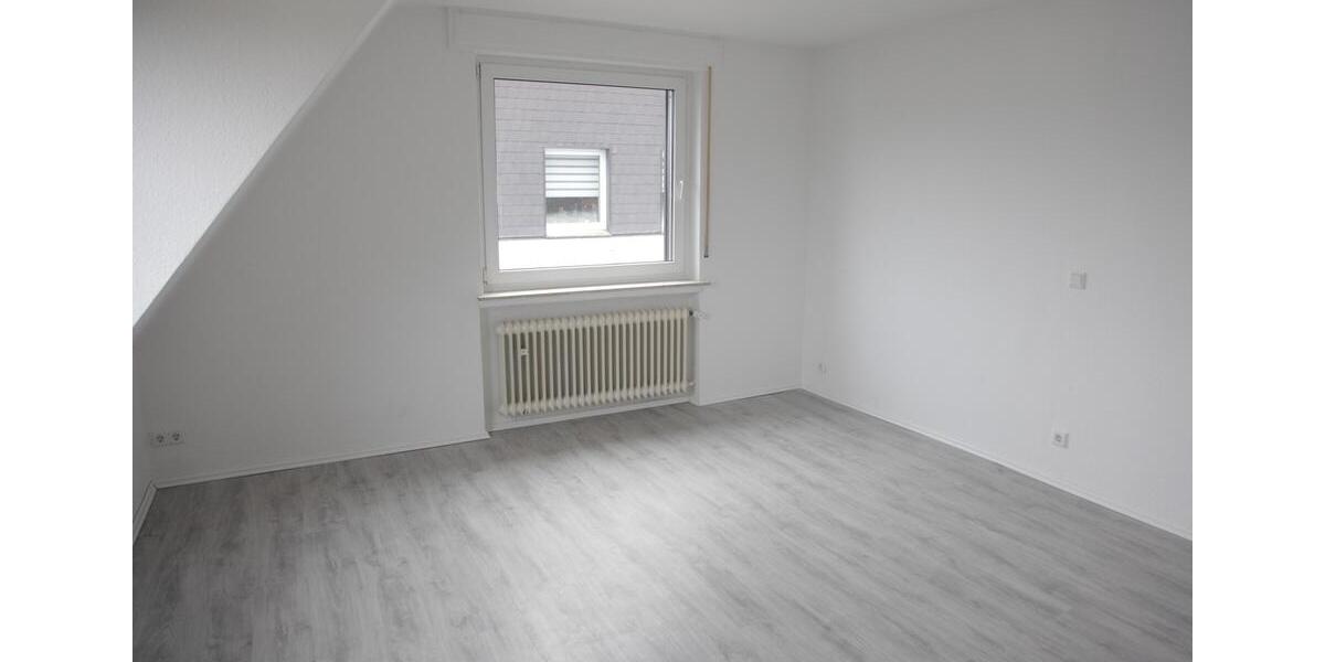 Dachgeschoßwohnung Bielefeld Brackwede - 3 Zimmer, 85 m&sup2;, 800&euro; | Angebot:25417259