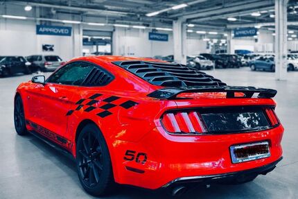 Ford Mustang 139.000 km 22.500 &euro; Dissen Atw 49201