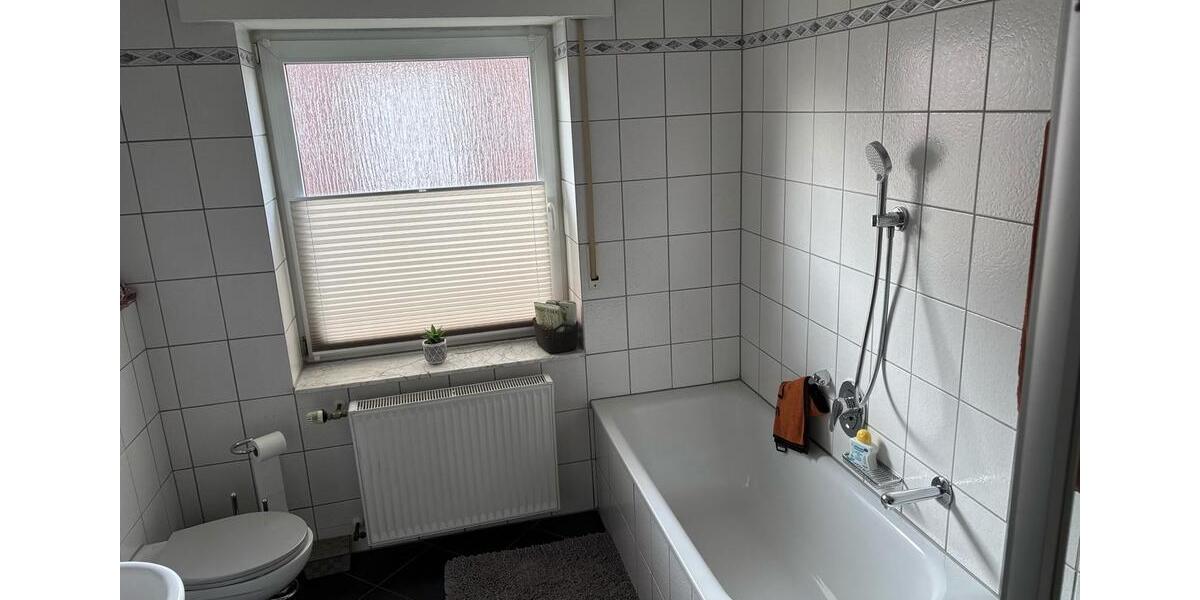 Etagenwohnung Gütersloh Isselhorst - 3 Zimmer, 103 m&sup2;, 1.100&euro; | Angebot:25649452