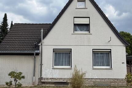 Haus Detmold Hiddesen - 4.5 Zimmer, 80 m&sup2;, 215.000&euro; | Angebot:27264687