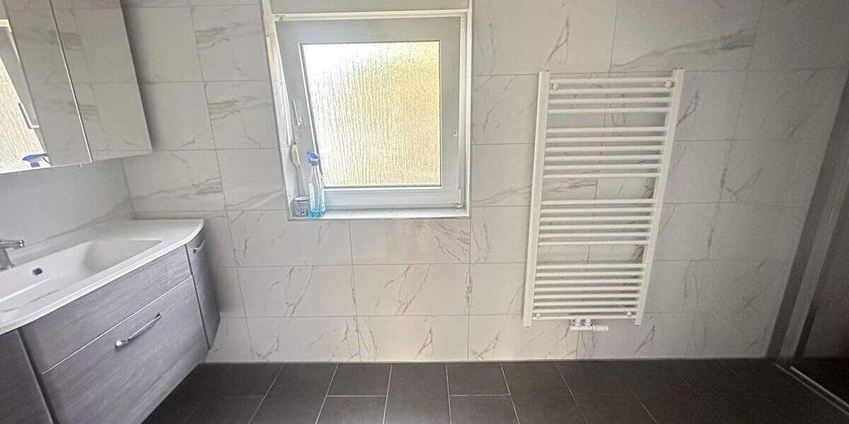 Einfamilienhaus Bad Salzuflen Schötmar - 9 Zimmer, 165 m&sup2;, 329.000&euro; | Angebot:24452354