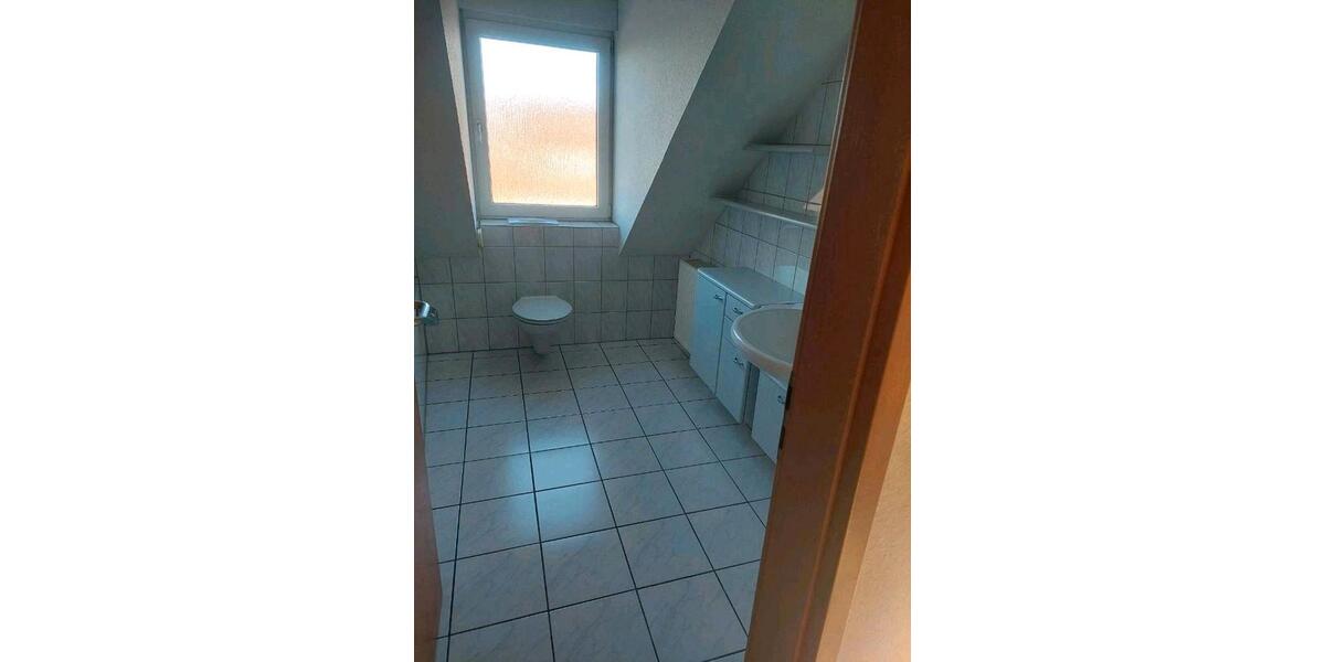 Dachgeschoßwohnung Bielefeld Jöllenbeck - 2 Zimmer, 63 m&sup2;, 620&euro; | Angebot:26397793