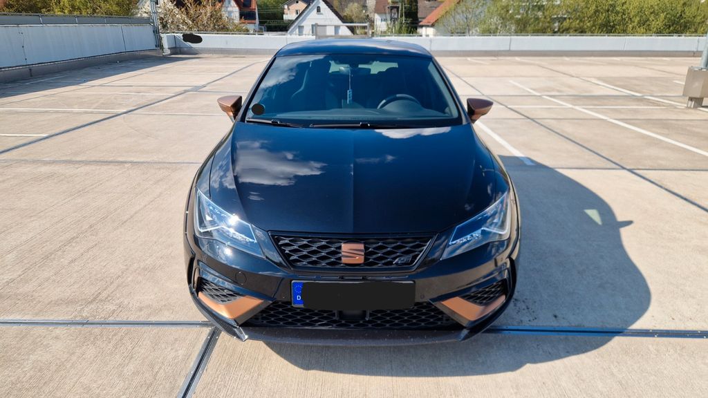 Seat Leon 76.000 km 26.500 &euro; Rödinghausen 32289