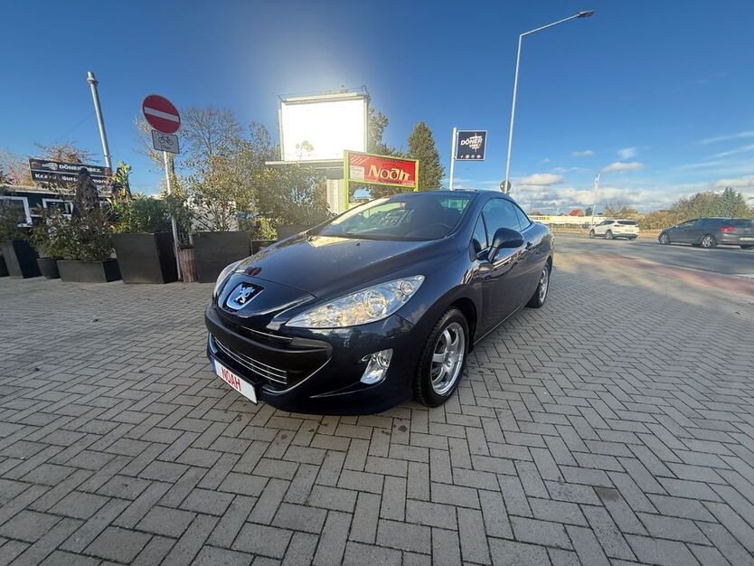 Peugeot 308 99.000 km 3.499 € Paderborn 33100