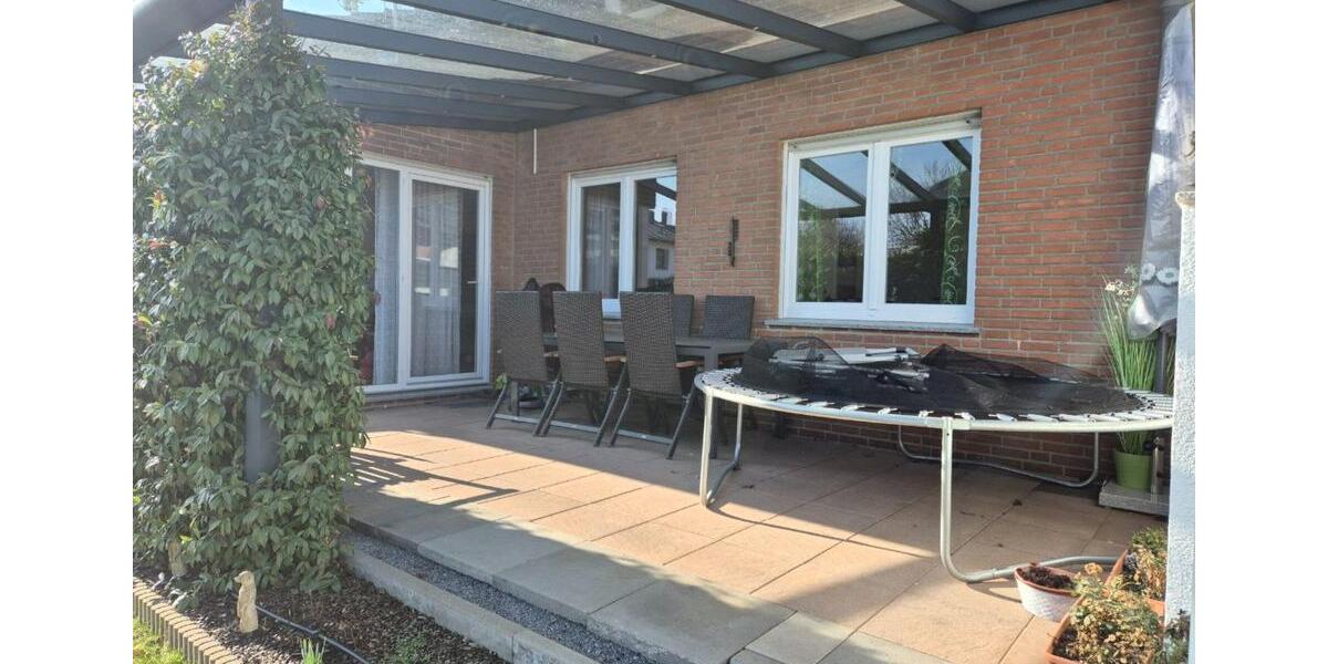 Doppelhaushälfte Gütersloh - 5 Zimmer, 145 m&sup2;, 415.000&euro; | Angebot:25306252