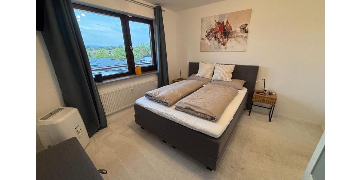 Etagenwohnung Bad Salzuflen - 2 Zimmer, 85 m&sup2;, 2.200&euro; | Angebot:26235354