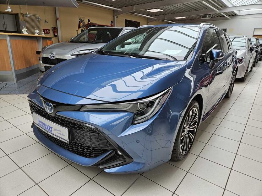 Toyota Corolla 62.650 km 19.890 € Paderborn 33104