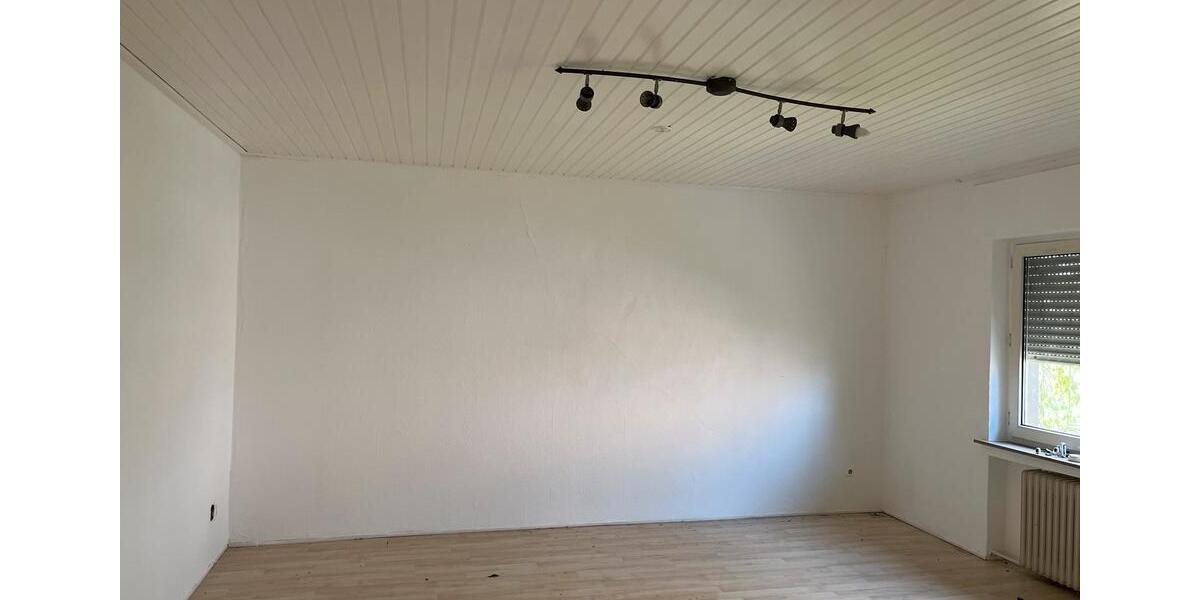 Etagenwohnung Oerlinghausen - 4 Zimmer, 140 m&sup2;, 1.380&euro; | Angebot:25887306