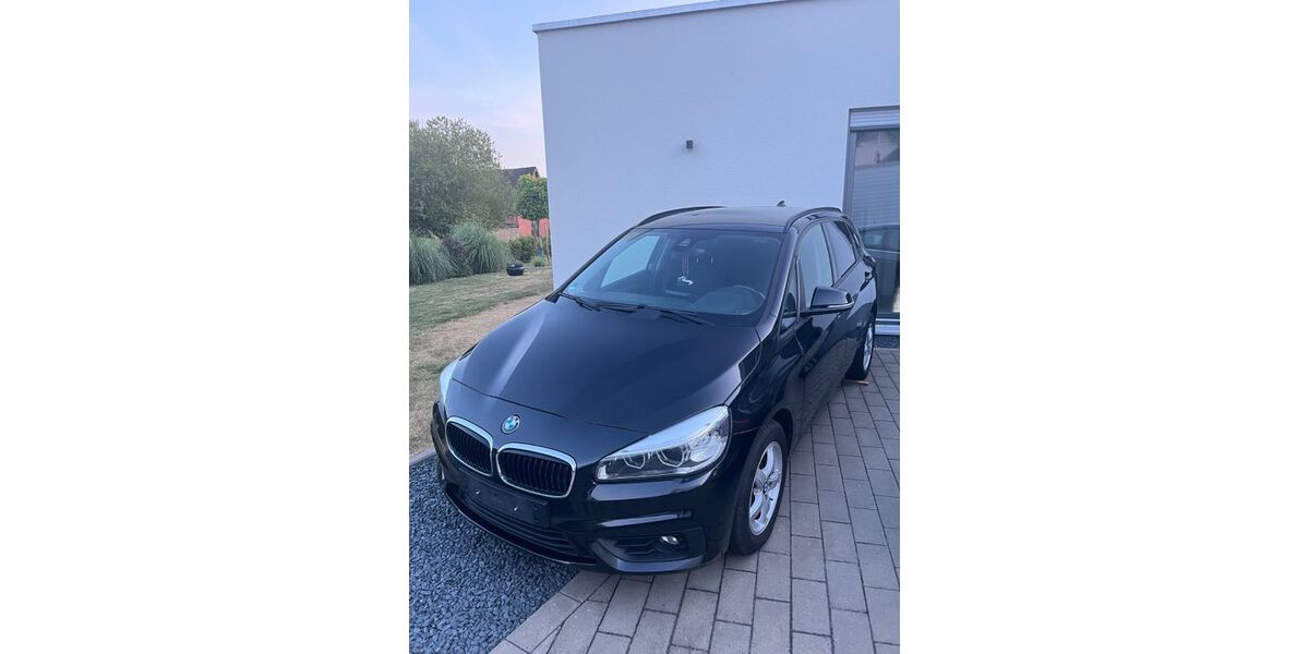 BMW 218 Active Tourer 125.000 km 7.500 &euro; Rödinghausen 32289