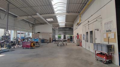 LUKRATIVE LACKIEREREI SUCHT NACHFOLGER 10 zimmer