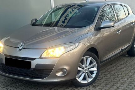 Renault Megane 229.500 km 2.900 &euro; Lage 32791