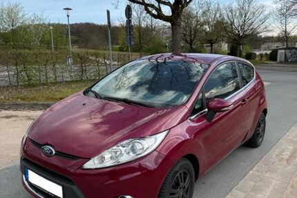 Ford Fiesta 145.735 km 3.900 &euro; Borgholzhausen 33829