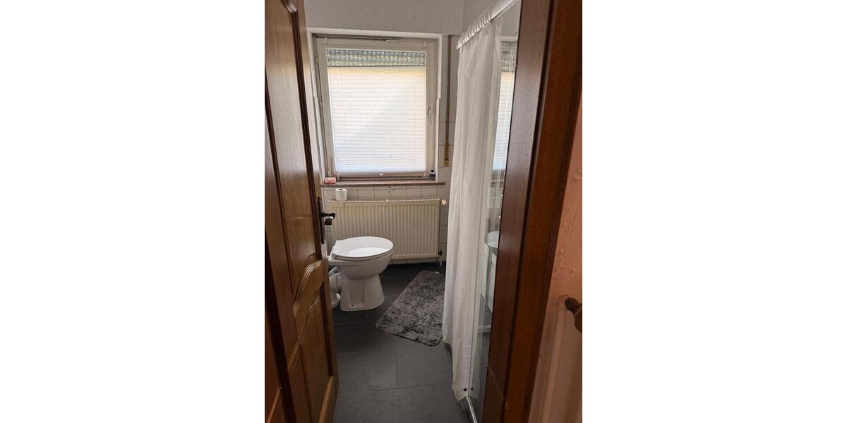 Erdgeschoßwohnung Hiddenhausen - 3 Zimmer, 90 m&sup2;, 1.100&euro; | Angebot:25514506