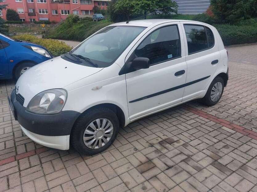 Yaris