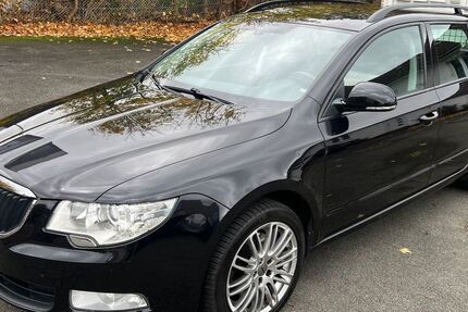 Skoda Superb 156.370 km 7.499 € Bielefeld 33607