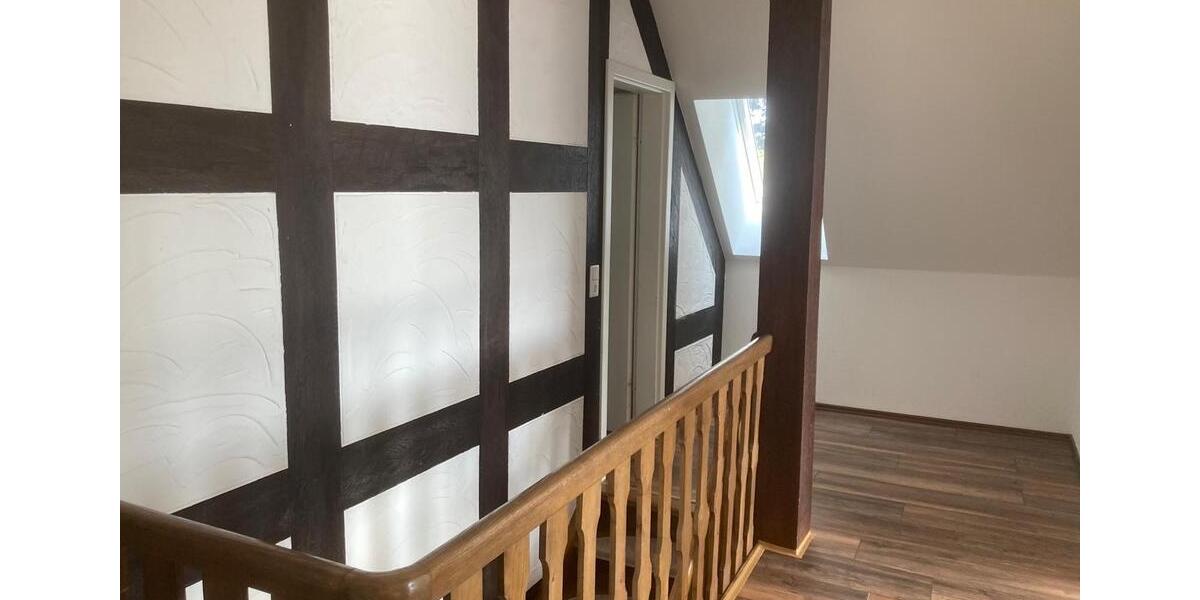 Einfamilienhaus Halle - 7 Zimmer, 157 m&sup2;, 419.000&euro; | Angebot:27167038