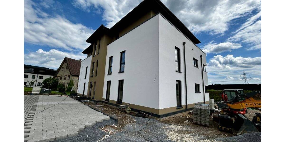 Etagenwohnung Leopoldshöhe - 4 Zimmer, 104 m&sup2;, 1.495&euro; | Angebot:26787928
