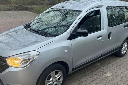 Dacia Dokker 92.000 km 8.999 &euro; Versmold 33775