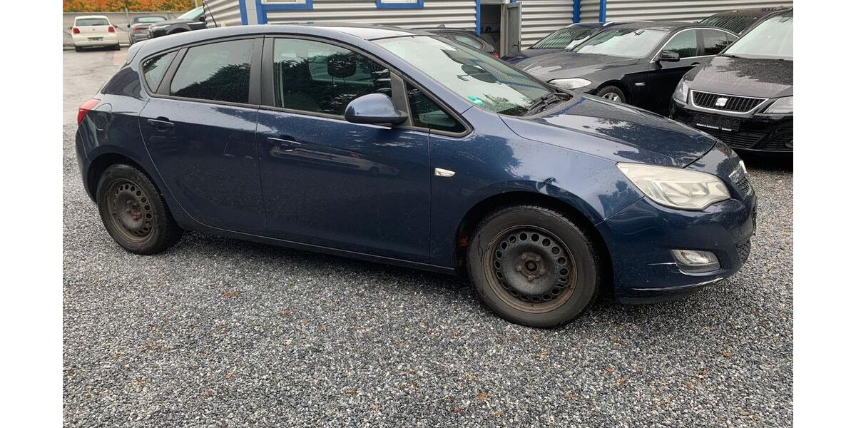 Opel Astra 276.000 km 1.999 &euro; Detmold 32758