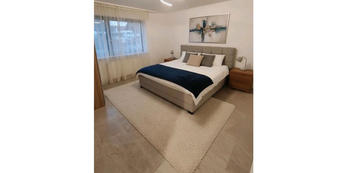 Einfamilienhaus mit 6 Zimmern Garage,Terrasse,Balkon SPIELSTRASSE 6 zimmer