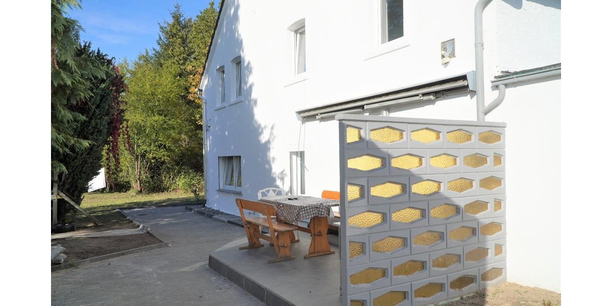 Ideal für Großfamilien! Gepflegtes 2 Familienhaus mit großem Grundstück ca. 2000 m² 9 zimmer