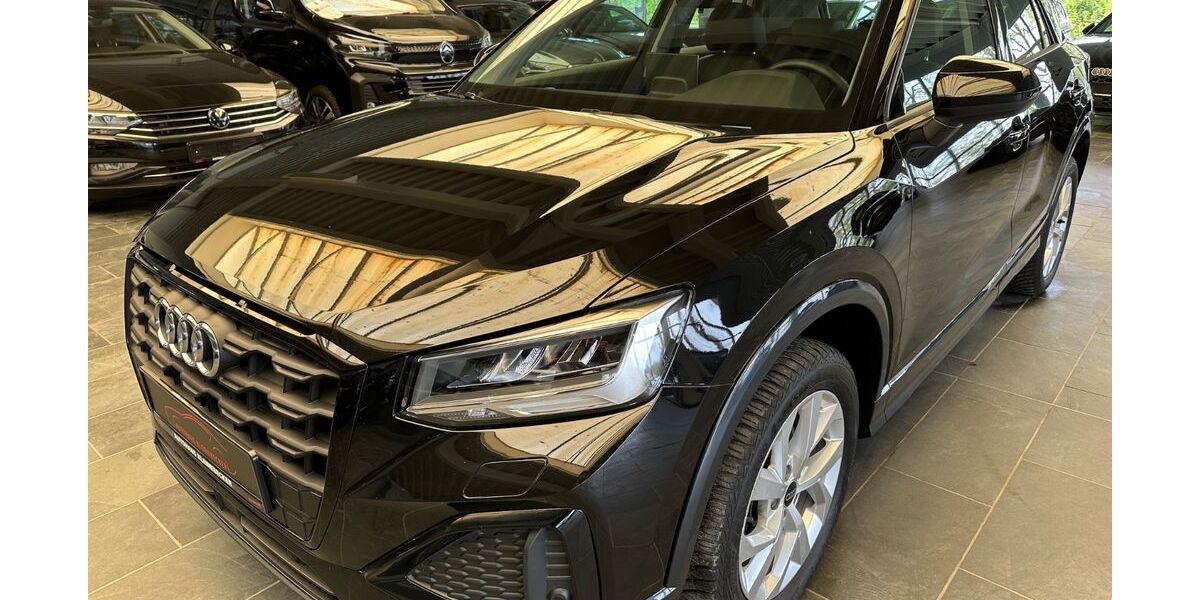 Audi Q2 30.065 km 27.999 &euro; Versmold 33775