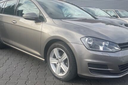 VW Golf 119.000 km 11.990 &euro; Bielefeld 33649