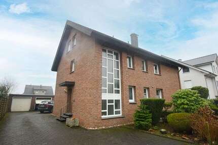 Haus Schloß Holte-Stukenbrock Stukenbrock - 8 Zimmer, 180 m&sup2;, 585.000&euro; | Angebot:25451199