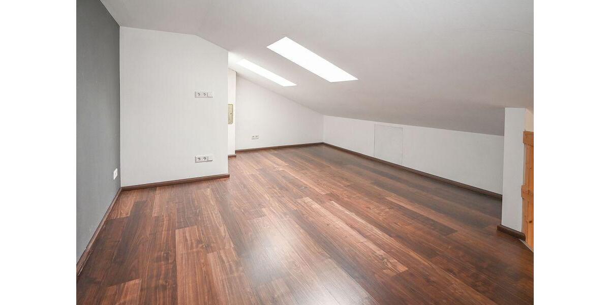 Etagenwohnung Halle - 2 Zimmer, 55 m&sup2;, 600&euro; | Angebot:26444035