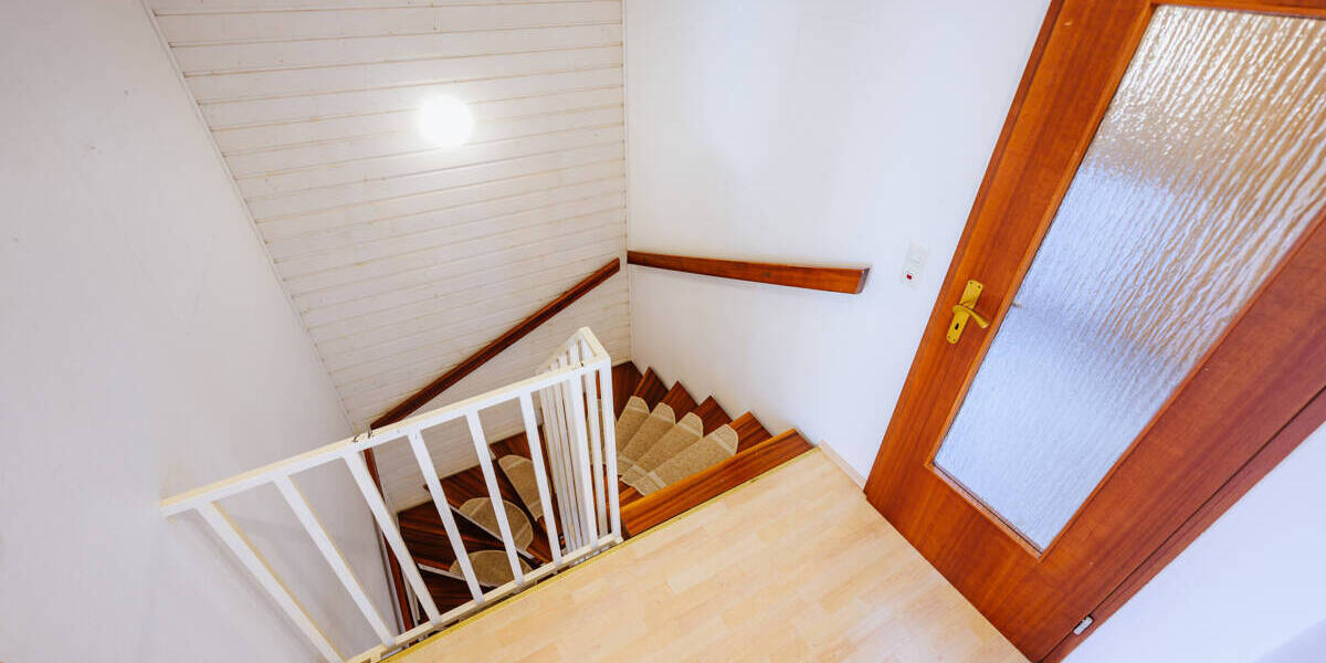 Reihenmittelhaus Bielefeld Sennestadt - 6 Zimmer, 172 m&sup2;, 335.000&euro; | Angebot:26344476