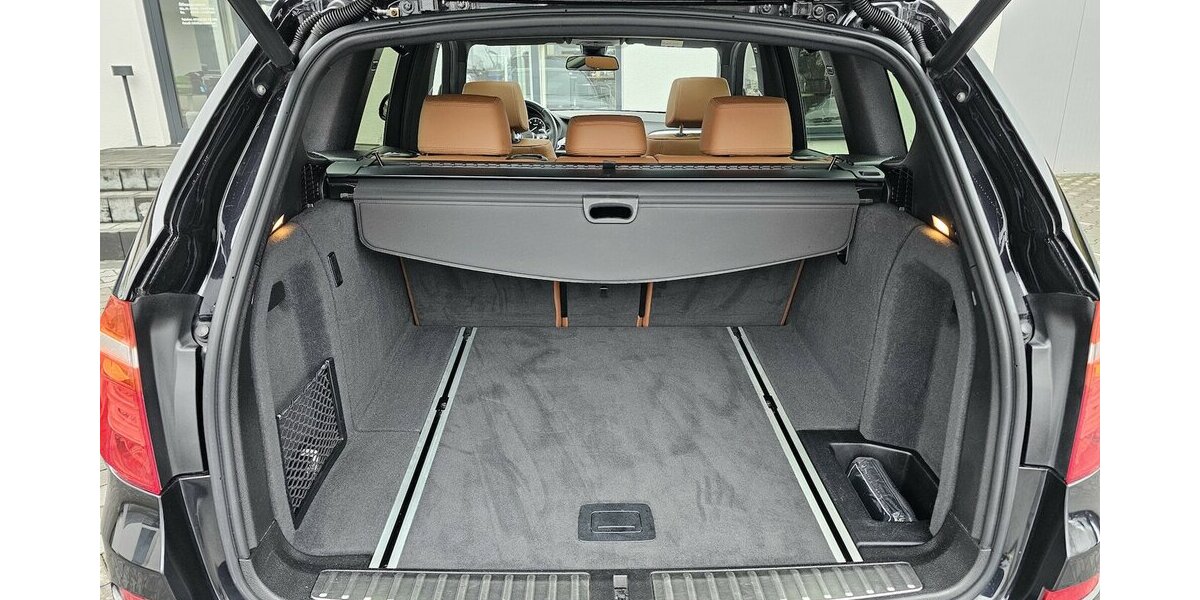 BMW X3 xDrive 30d M Sport LEDER NAVI LED PANO. 114.801 km 29.490 &euro; Löhne 32584