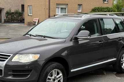 VW Touareg 243.000 km 7.999 € Bielefeld 33607