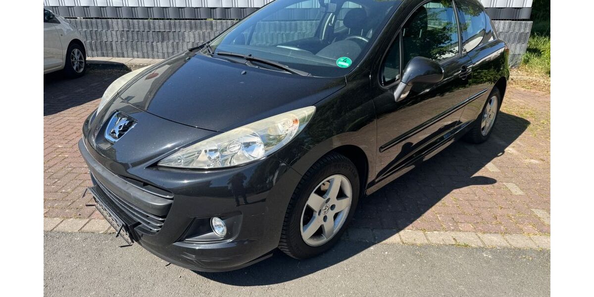 Peugeot 207 135.900 km 2.400 &euro; Bad Salzuflen 32105