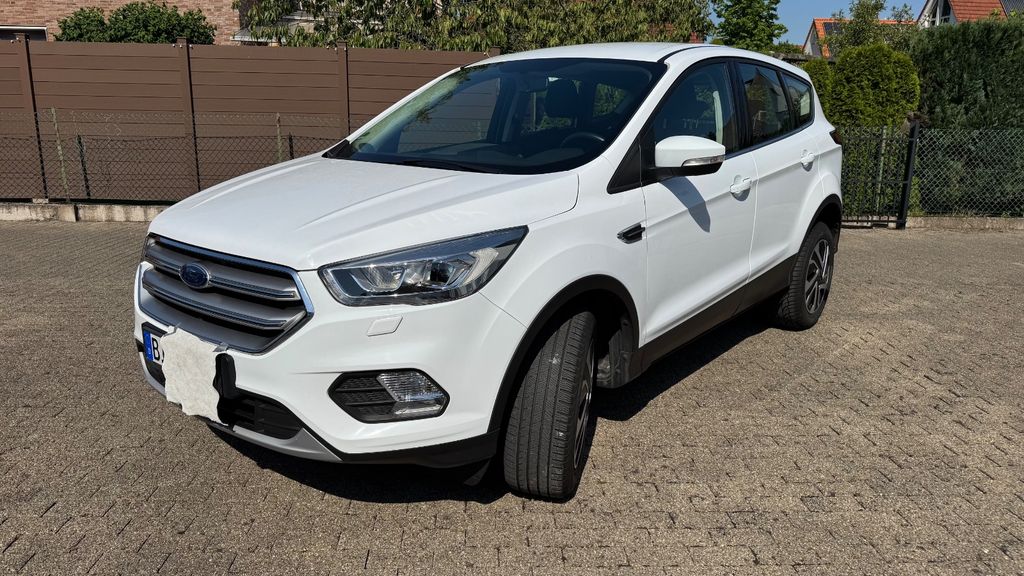 Ford Kuga 143.000 km 9.990 &euro; Bielefeld 33649