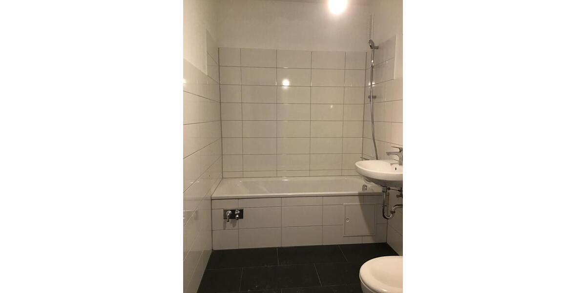 Erdgeschoßwohnung Bielefeld Sennestadt - 3 Zimmer, 76 m&sup2;, 684&euro; | Angebot:25770302