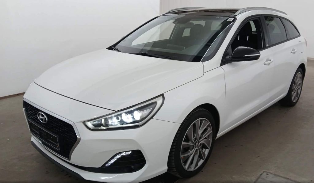 Hyundai i30 110.900 km 13.990 &euro; Detmold 32758