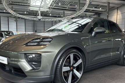 Porsche Macan 9.950 km 95.890 € Paderborn 33100