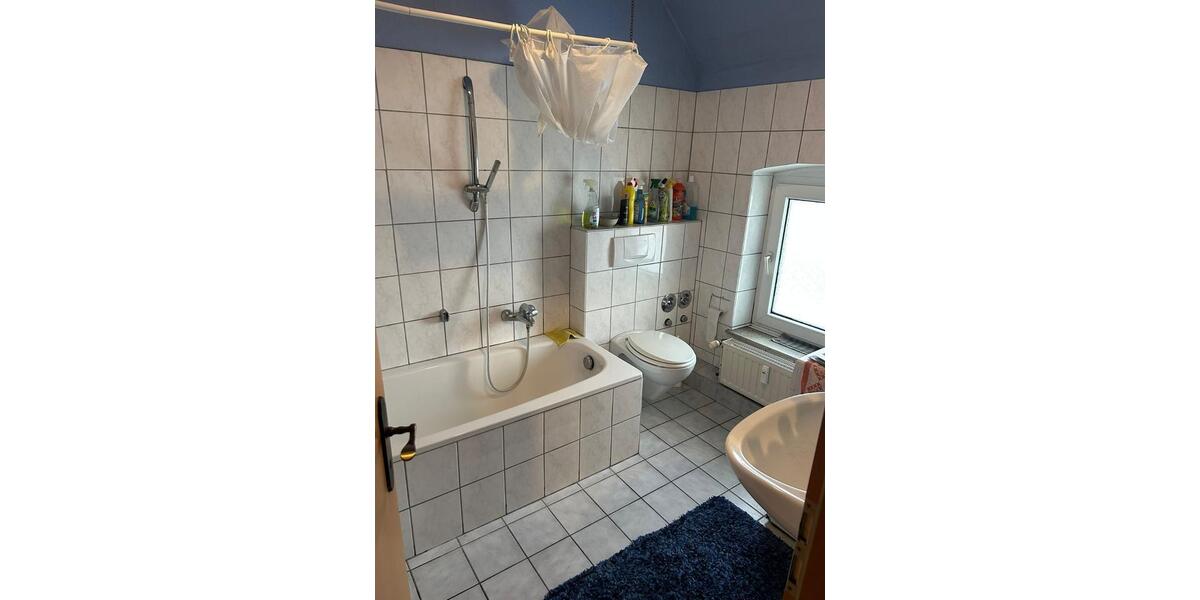 Etagenwohnung Lage - 2.5 Zimmer, 53 m&sup2;, 290&euro; | Angebot:25753619