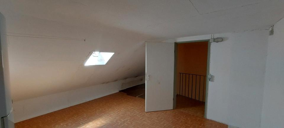 Reihenhaus Lemgo - 5 Zimmer, 121 m&sup2;, 260.000&euro; | Angebot:27255209