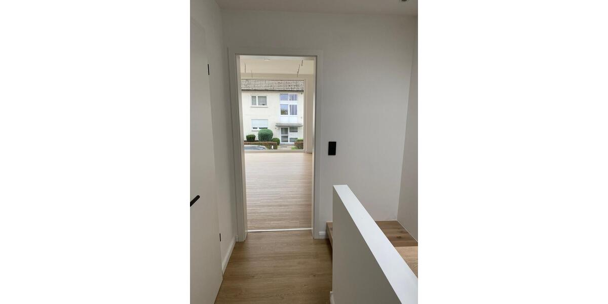 Doppelhaushälfte Bielefeld Schildesche - 3 Zimmer, 120 m&sup2;, 1.790&euro; | Angebot:24837652