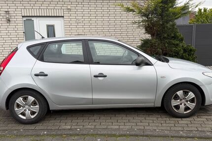Hyundai i30 269.584 km 2.000 &euro; Verl 33415