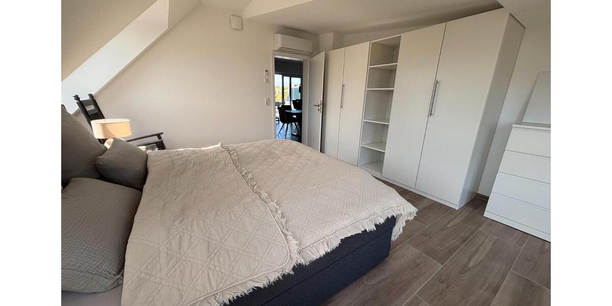 Etagenwohnung Bad Salzuflen - 2 Zimmer, 79 m&sup2;, 2.200&euro; | Angebot:26235348