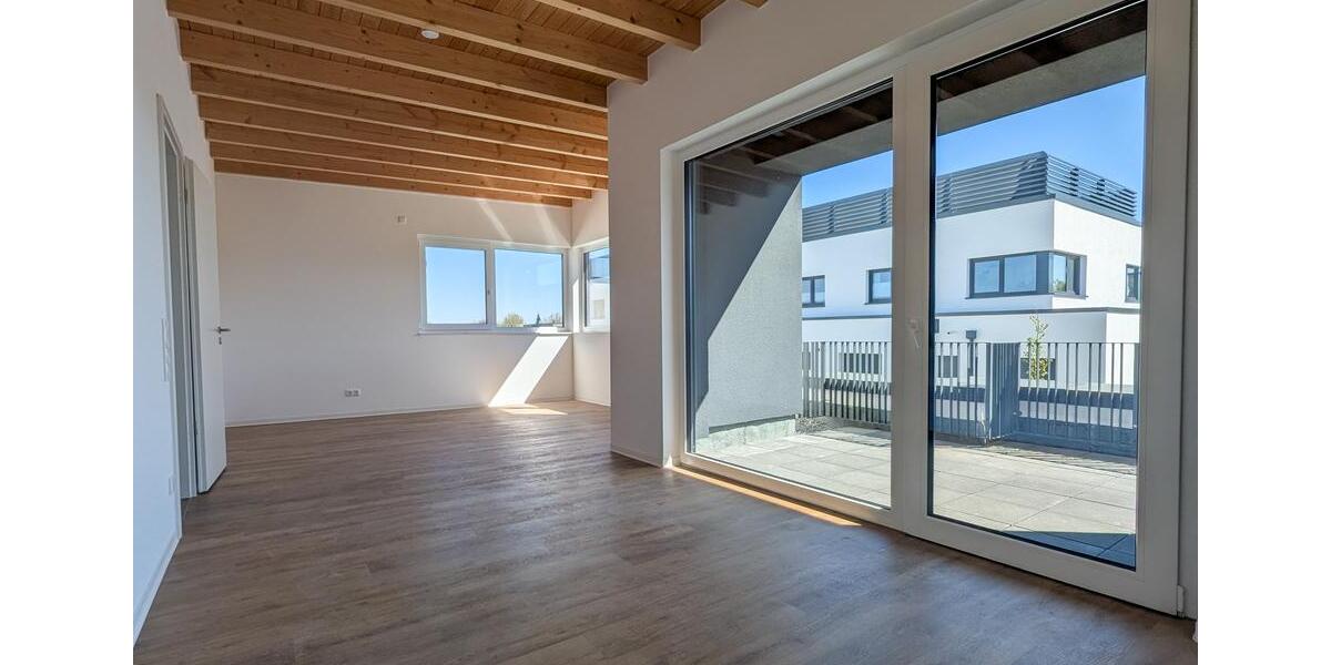 Dachgeschoßwohnung Bielefeld Heepen - 3 Zimmer, 80 m&sup2;, 1.425&euro; | Angebot:26422010
