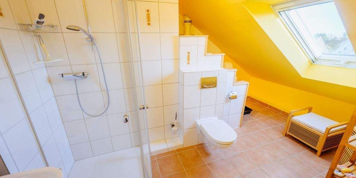 Raumwunder mit über 140m² Fläche! Junges Reihenmittelhaus mit guter Energieeffizienz 5 zimmer