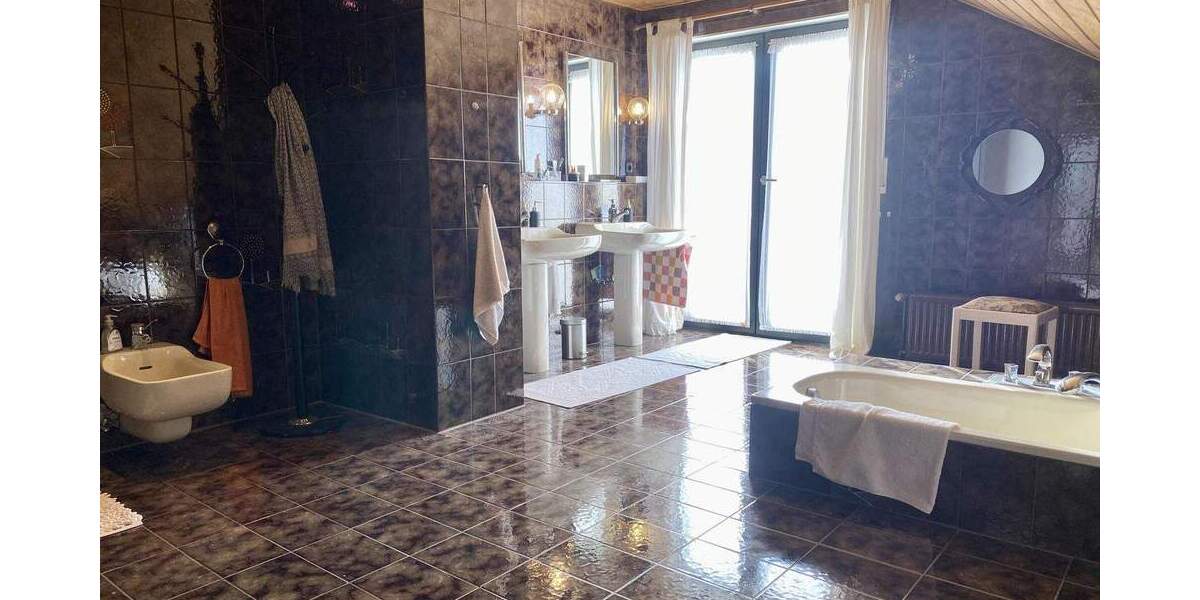 Einfamilienhaus Bielefeld Sennestadt - 5 Zimmer, 216 m&sup2;, 459.000&euro; | Angebot:25669159