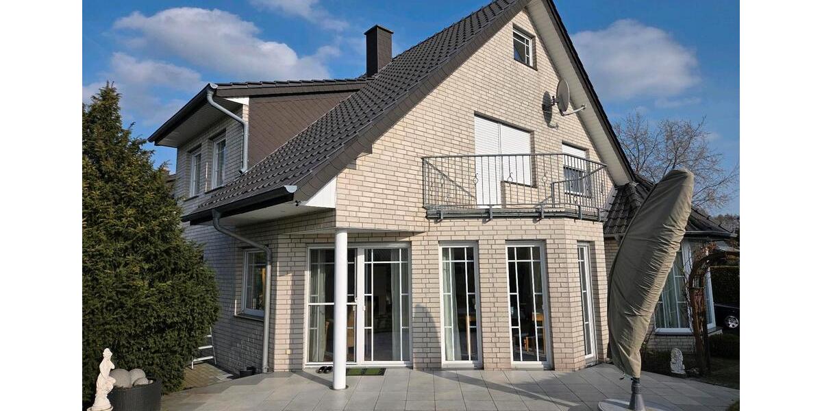 Einfamilienhaus Versmold - 7 Zimmer, 197 m&sup2;, 500.000&euro; | Angebot:25635840