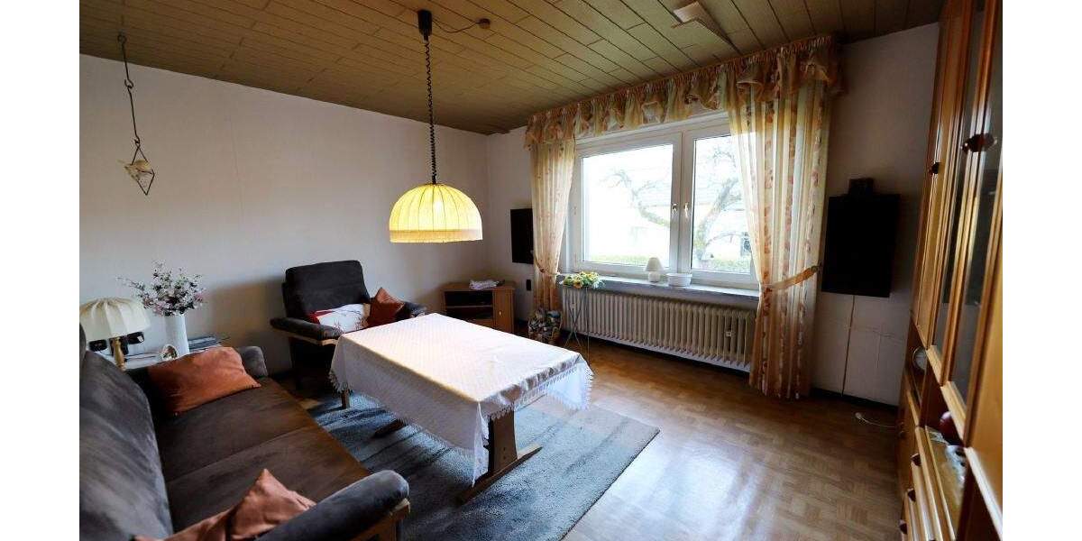 Einfamilienhaus Lage Kachtenhausen - 5 Zimmer, 99 m&sup2;, 180.000&euro; | Angebot:25776536