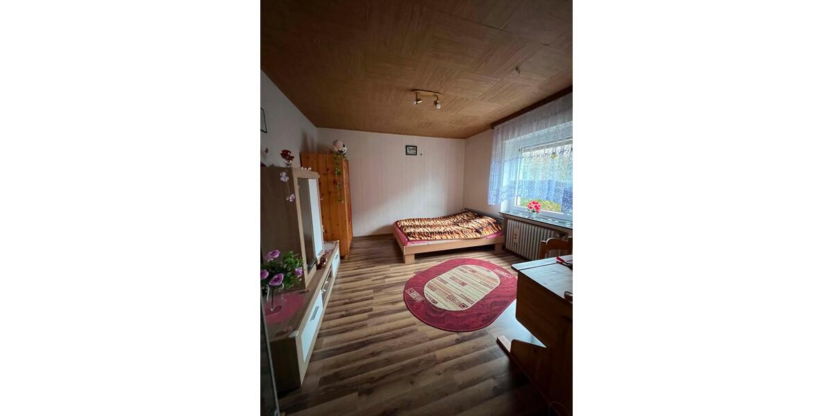 Einfamilienhaus Melle - 6 Zimmer, 250 m&sup2;, 350.000&euro; | Angebot:26780227